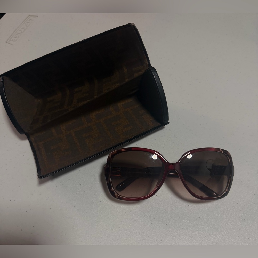 Women’s Oversized FENDI Red Gradient Sunglasses